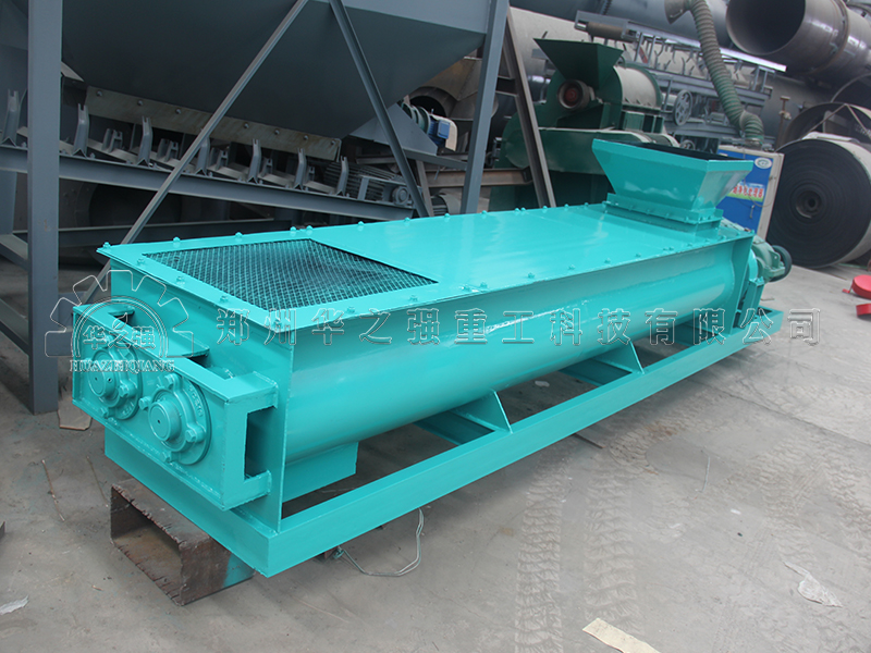 一臺小型有機(jī)肥料設(shè)備的價(jià)格是多少？