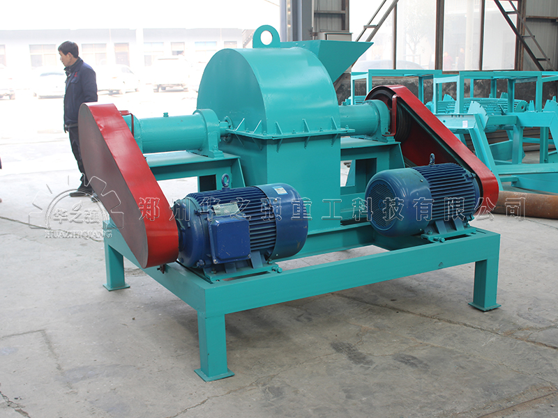 鋸木粉混合禽畜糞便制作有機(jī)肥