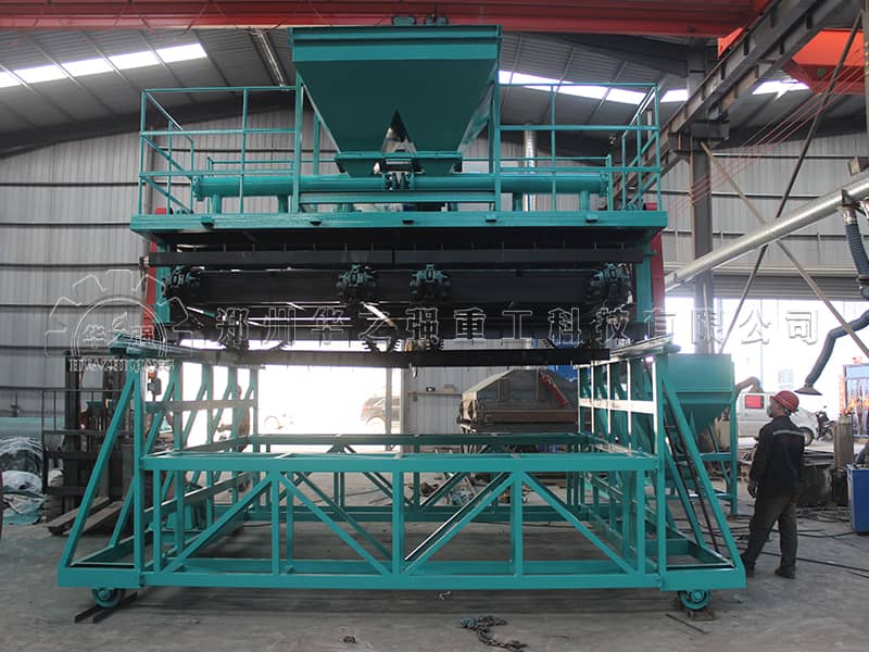 有機(jī)肥翻堆機(jī)如何提高土壤效率？